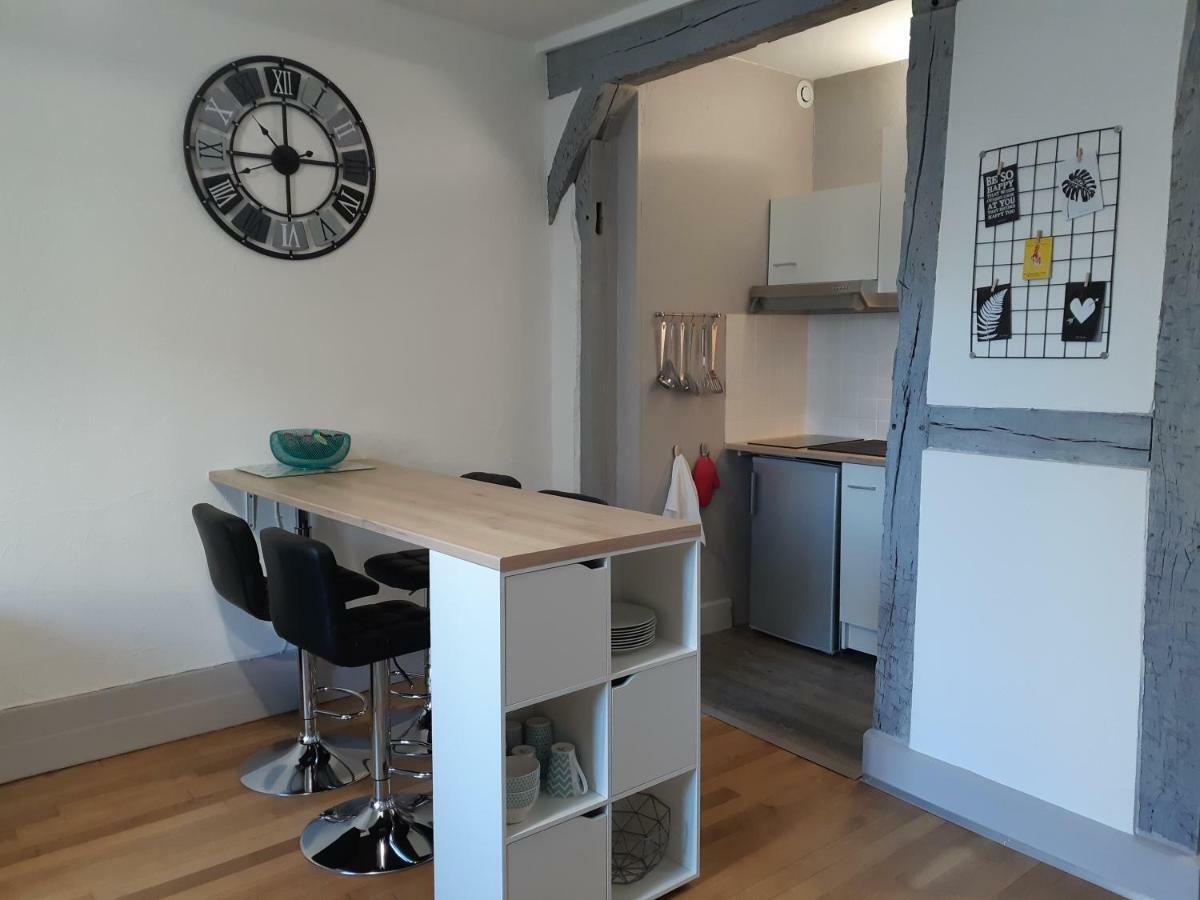 Le Vaillant, Appartement T2, Proche Gare, Hyper-Centre Et Marais, 1 A 2 Personnes, Wifi Бурж Екстериор снимка